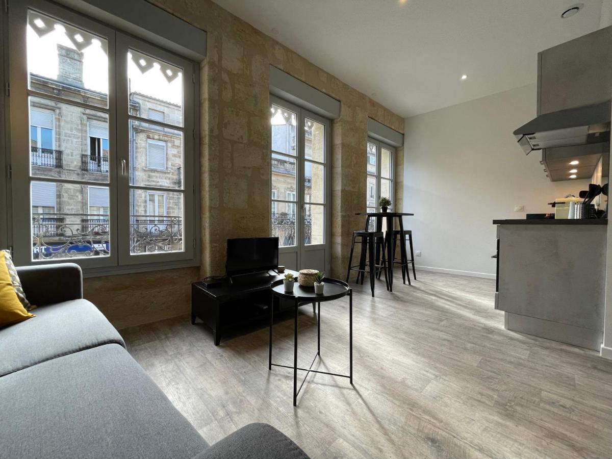 Superbes Studios De Charme, Lumineux Et Climatises En Plein Centre Bordeaux Exterior photo